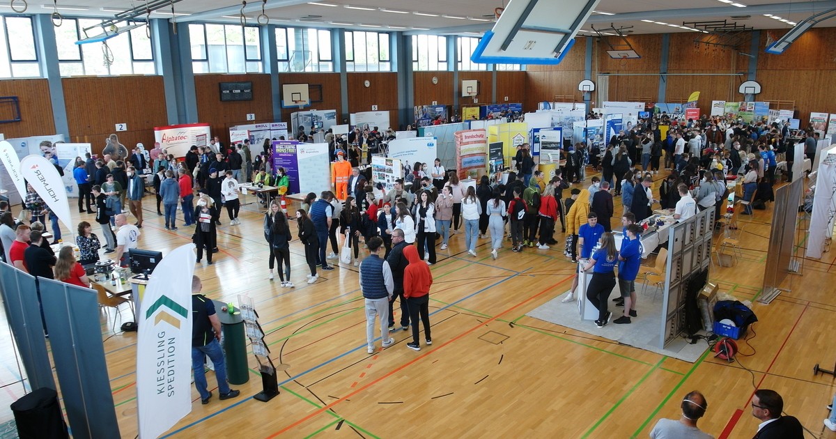 Aktionstag für Ausbildung an Mittelschule Neutraubling gong fm