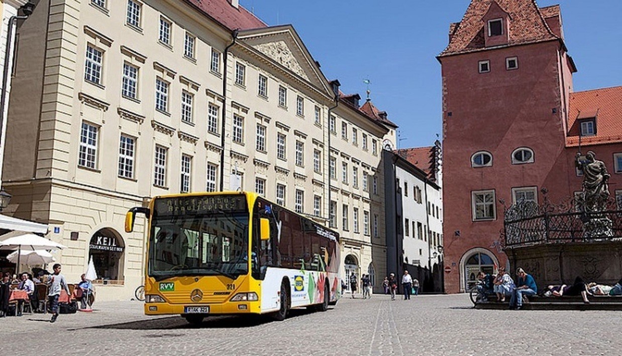 &copy; Regensburger Verkehrsverbund