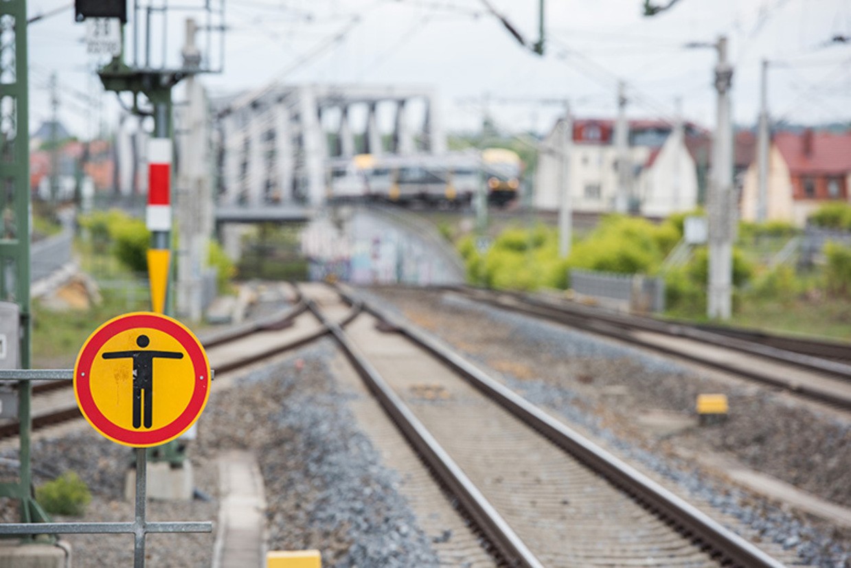 Gleis, Zug, Unfall, Polizei, Rettung, Rettungseinsatz, © Symbolfoto Bundespolizei