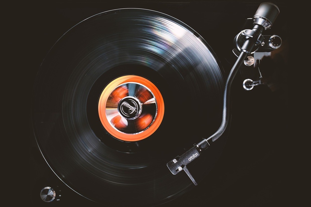 © Vinyl