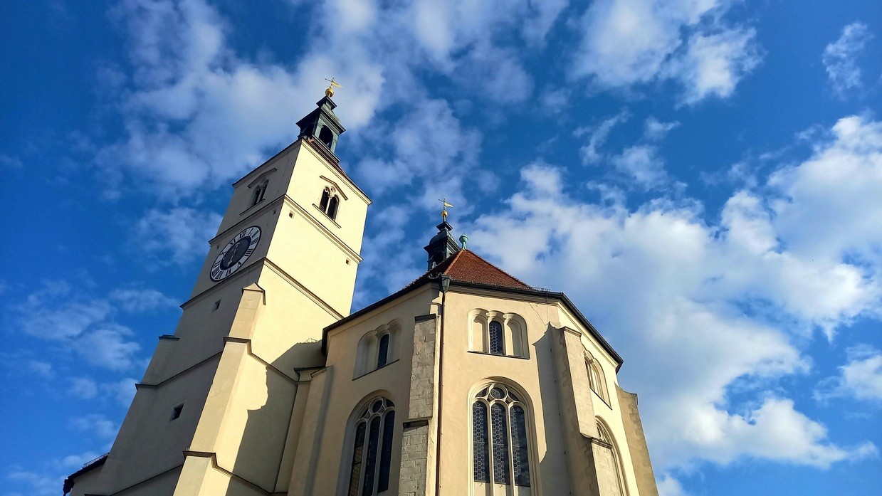 charivari ax, &copy; charivari ax