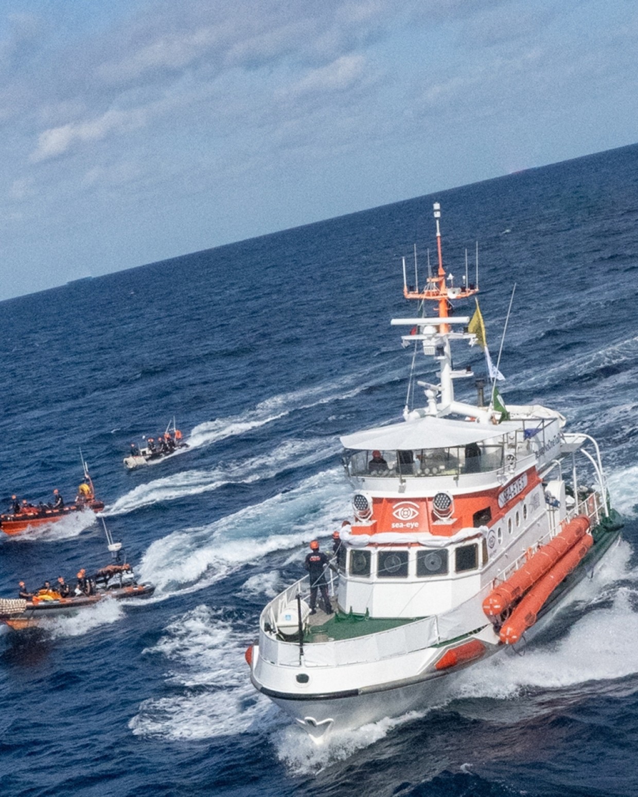 &copy; Sea Eye facebook