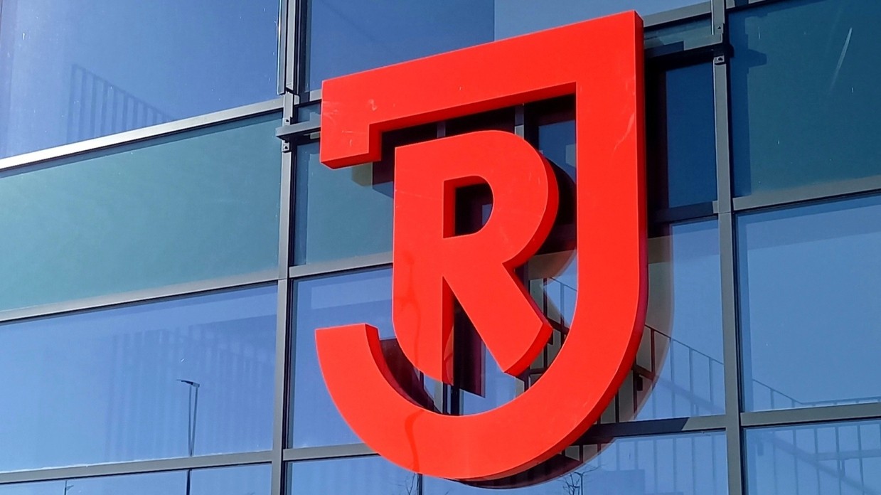 charivari, &copy; charivari