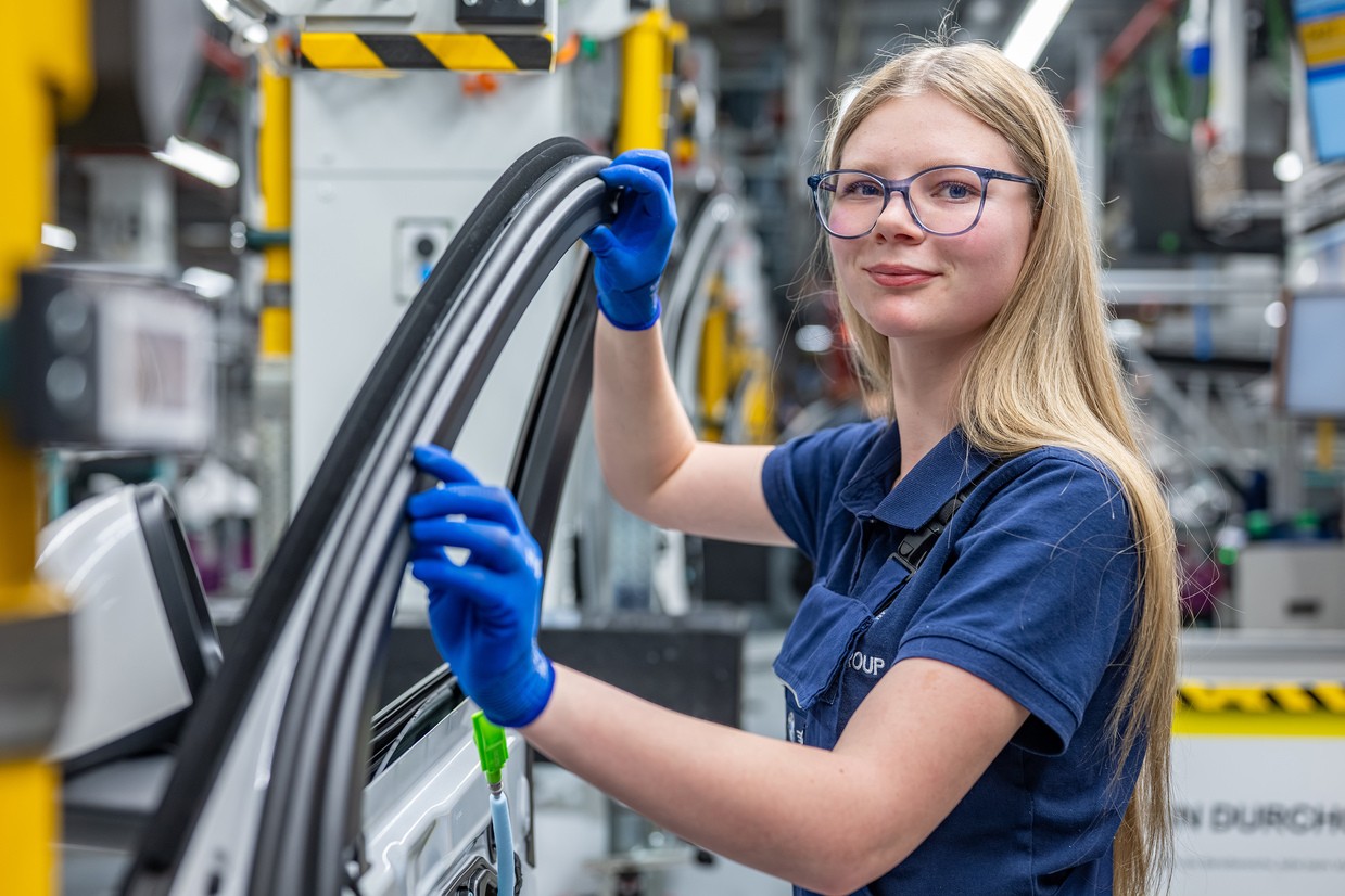 &copy; Bild: Armin Weigel im Auftrag des BMW Group Werks Regensburg