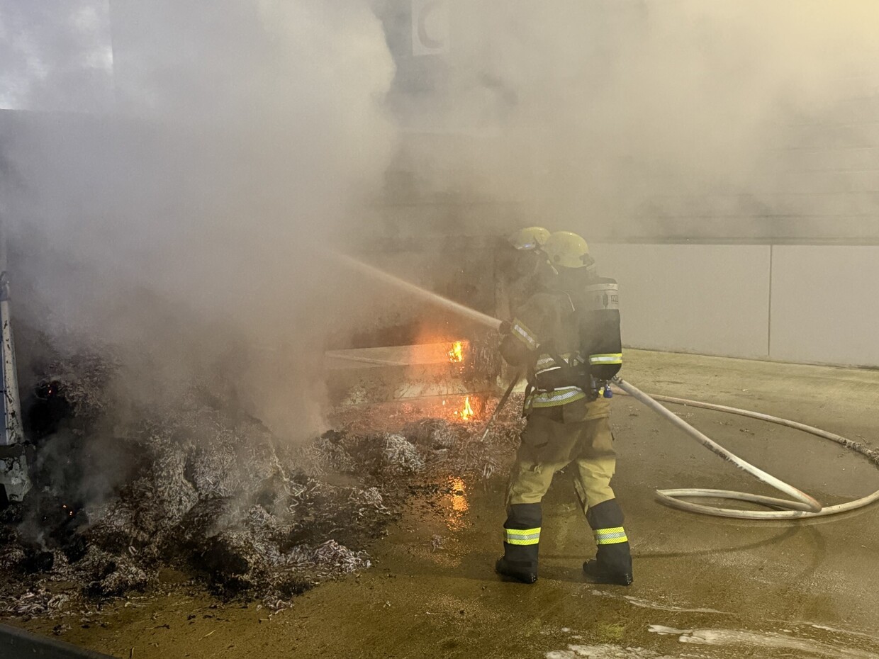 &copy; Einsatzleitung: Christoph Tresch, Inspektionsdienst  Bildnachweis: Berufsfeuerwehr Regensburg