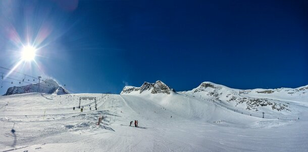 Skifahren - Piste - Symbolbild